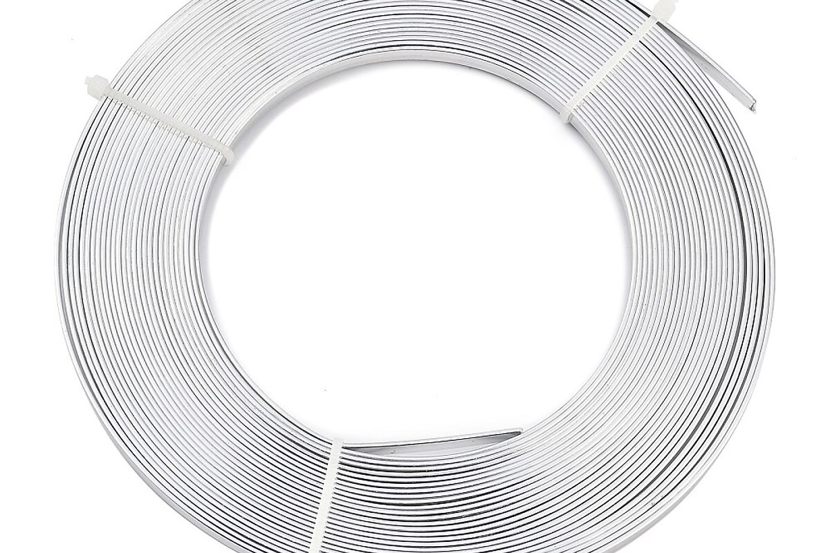 Sarma de modelaj anodizata lata de aluminiu, latime 5mm, colac aprox. 10m - argintiu