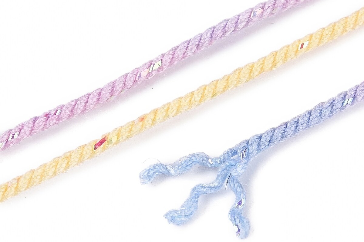 Snur Polyester un degradee cu sclipici auriu, grosime 1mm, rola de aprox. 27m - pastel