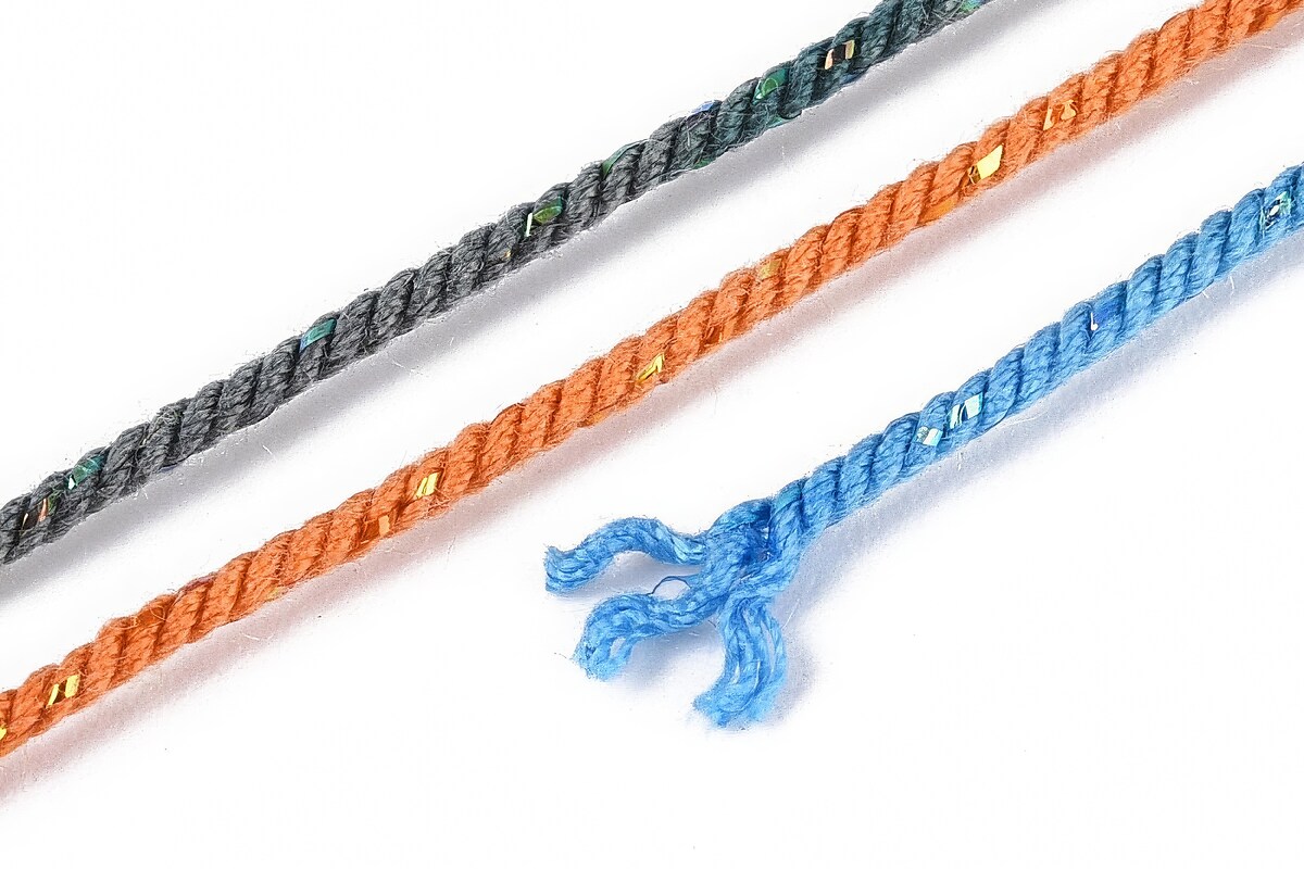 Snur Polyester un degradee cu sclipici auriu, grosime 1mm, rola de aprox. 27m - albastru auriu