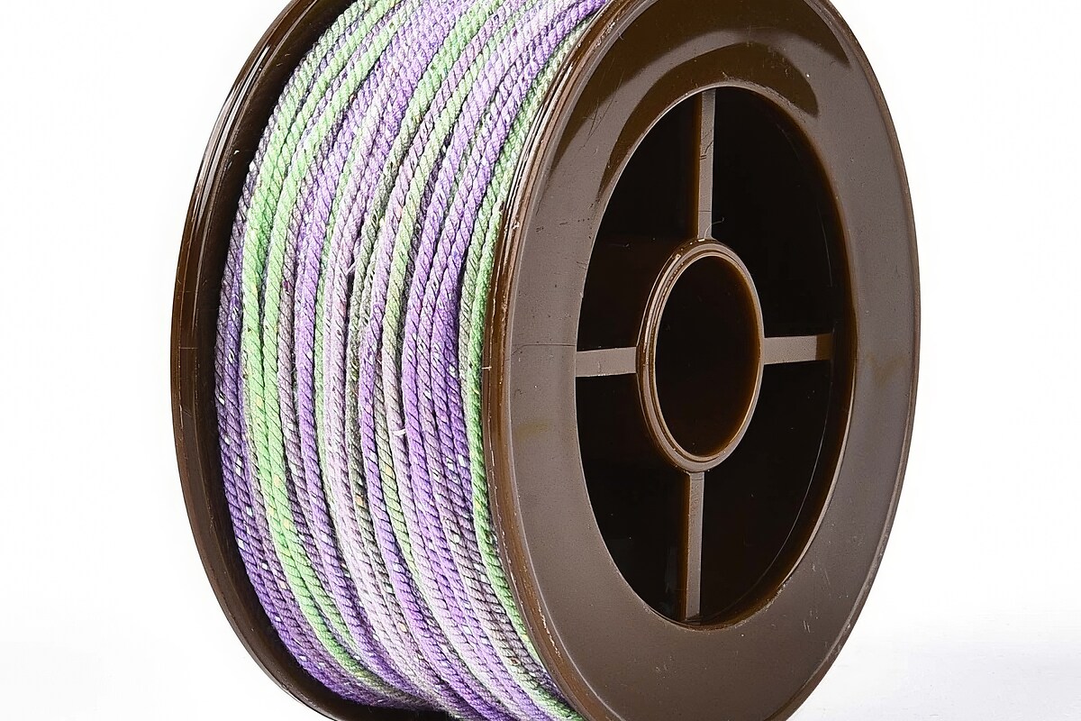Snur Polyester un degradee cu sclipici auriu, grosime 1mm, rola de aprox. 27m - verde lila
