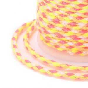 Rola ata Macrame din bumbac cu 4 fire, grosime 1,5mm, rola de aprox. 4m - roz galben
