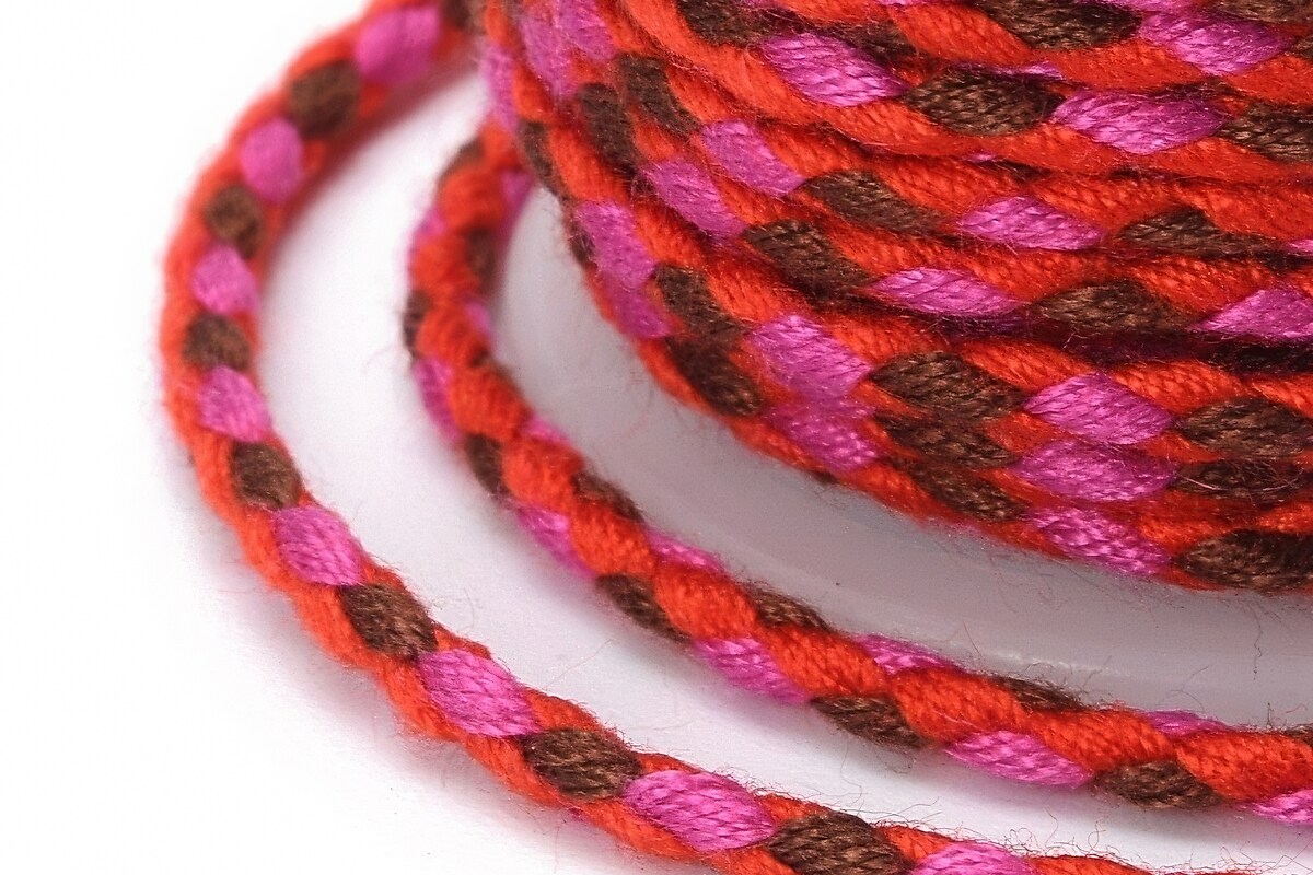 Rola ata Macrame din bumbac cu 4 fire, grosime 1,5mm, rola de aprox. 4m - rosu maro