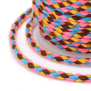 Rola ata Macrame din bumbac cu 4 fire, grosime 1,5mm, rola de aprox. 4m - multicolor