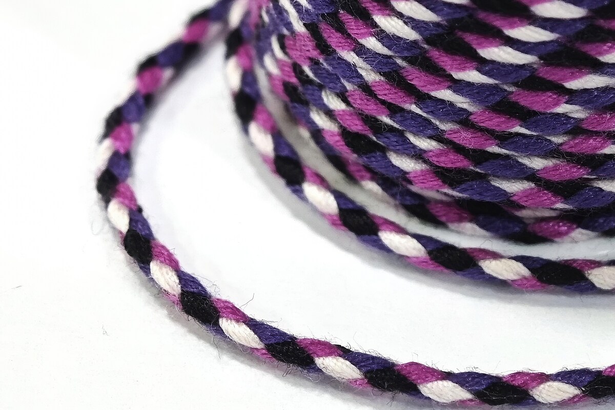 Rola ata Macrame din bumbac cu 4 fire, grosime 1,5mm, rola de aprox. 4m - mov negru