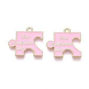 Charm mini pandantiv auriu emailat piesa de puzzle 19,5x21mm