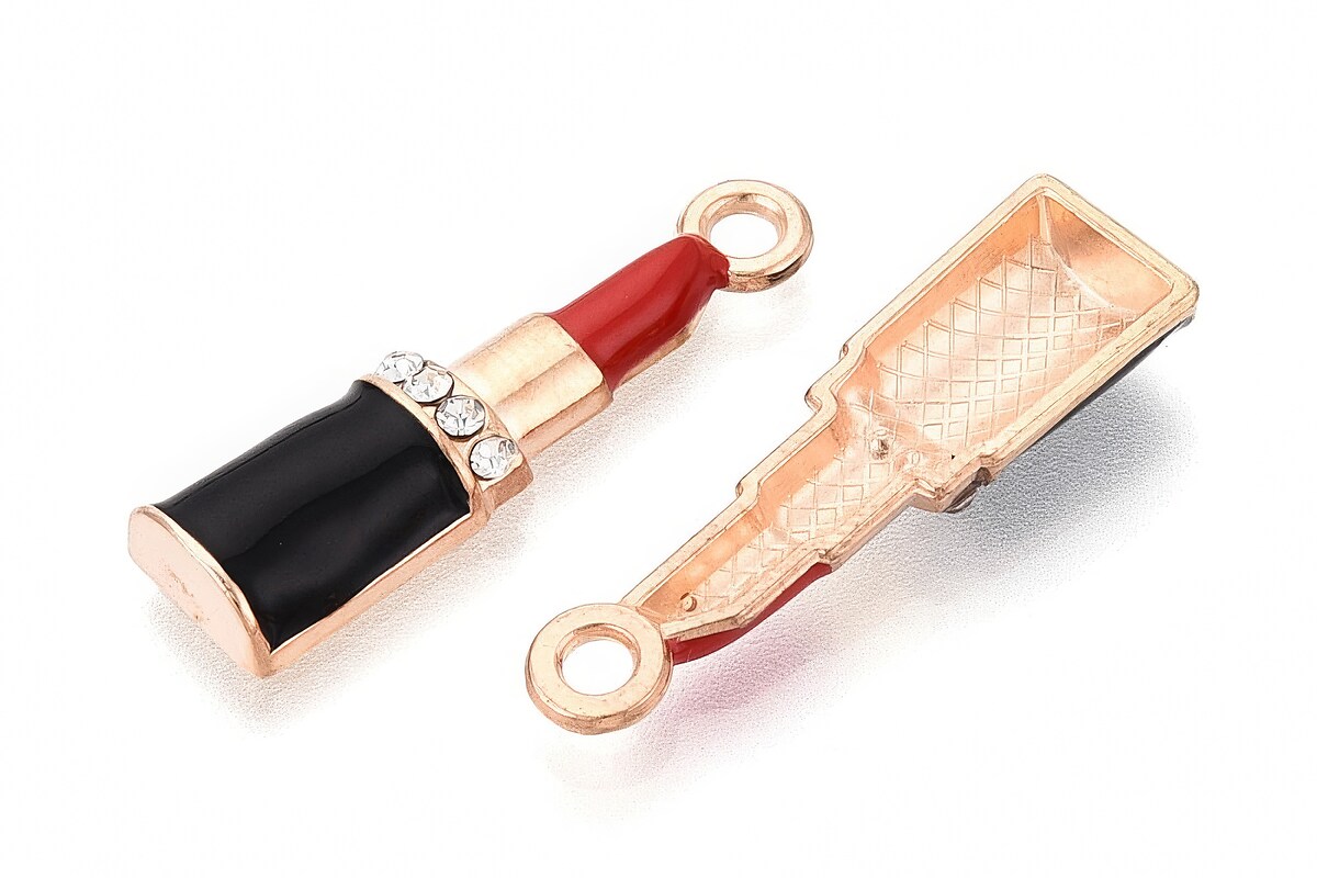 Charm mini pandantiv auriu emailat ruj rosu 26x7,5mm