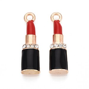 Charm mini pandantiv auriu emailat ruj rosu 26x7,5mm