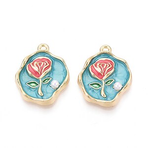 Charm mini pandantiv auriu emailat floare corai cu perluta 25x20mm