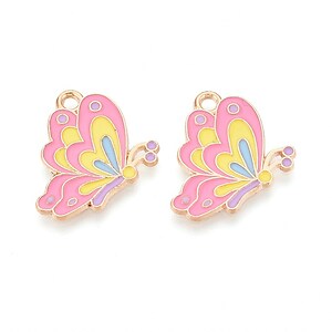Charm mini pandantiv auriu emailat fluture roz 20x16mm