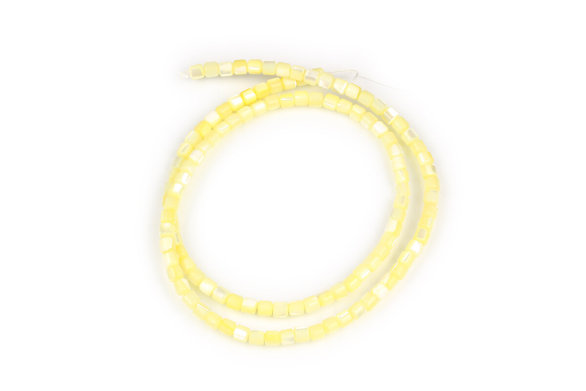 Margele sidef butoias 3,5x3,5mm (sirag) - galben deschis