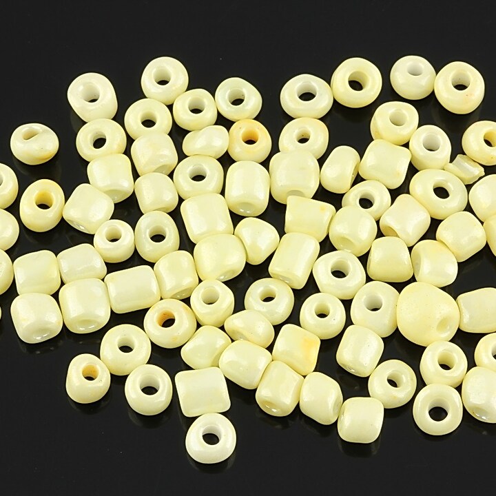 Margele de nisip lucioase 4mm (50g) - cod 203 - alb-crem