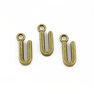 Charm bronz litera U 16x6mm