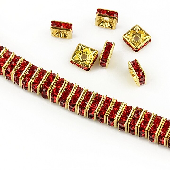 Distantiere aurii cu rhinestones rosii 6mm (patrate 2,5x6mm)