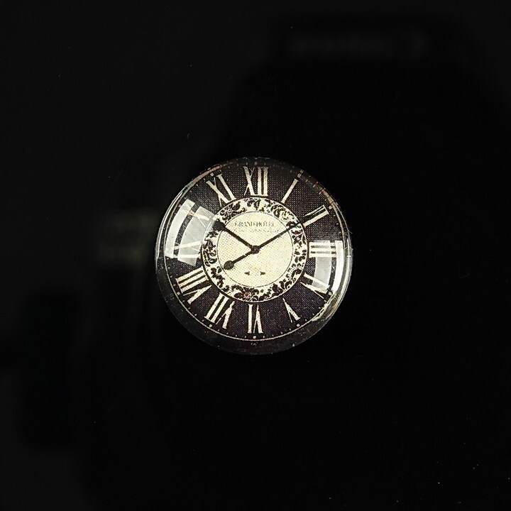 Cabochon sticla 18mm "Perfect time" cod 095