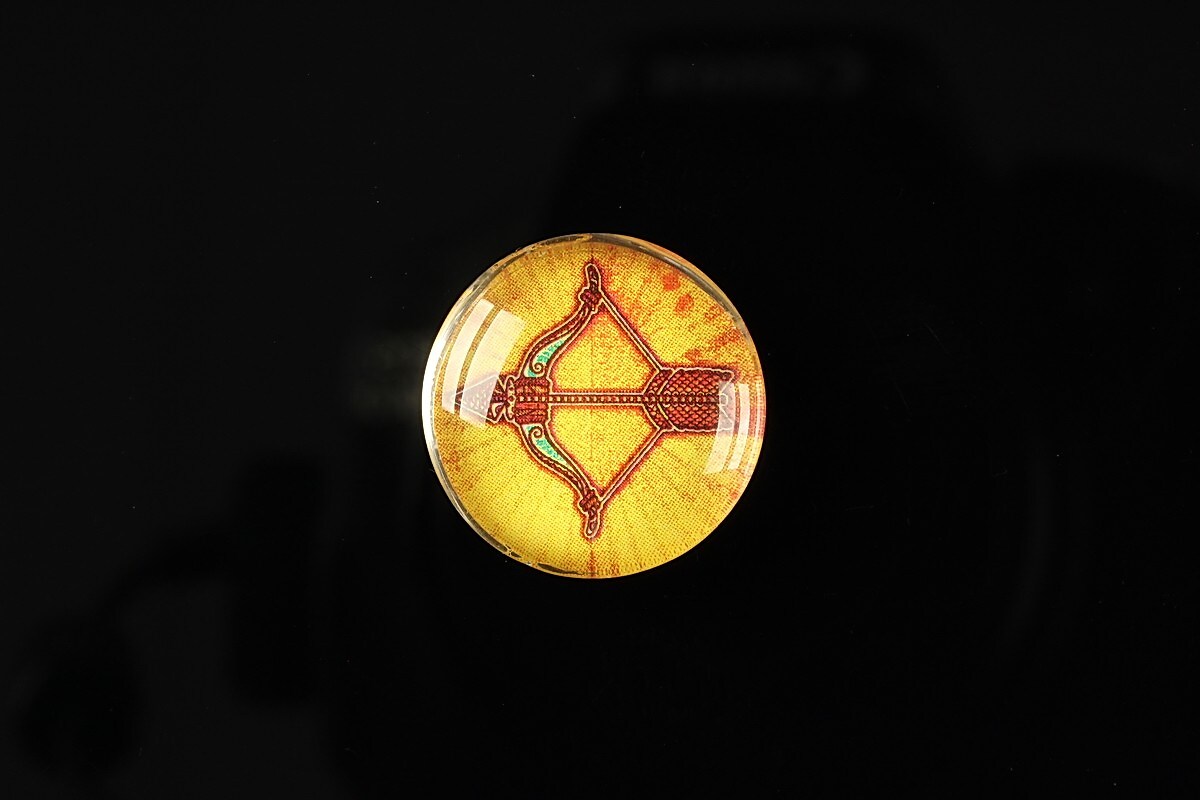 Cabochon sticla 20mm "Tribal zodiac" sagetator cod 171