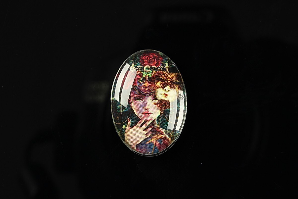 Cabochon sticla 25x18mm "Magic queen" cod 181