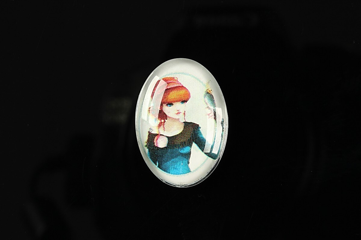 Cabochon sticla 25x18mm "Girl next door" cod 184