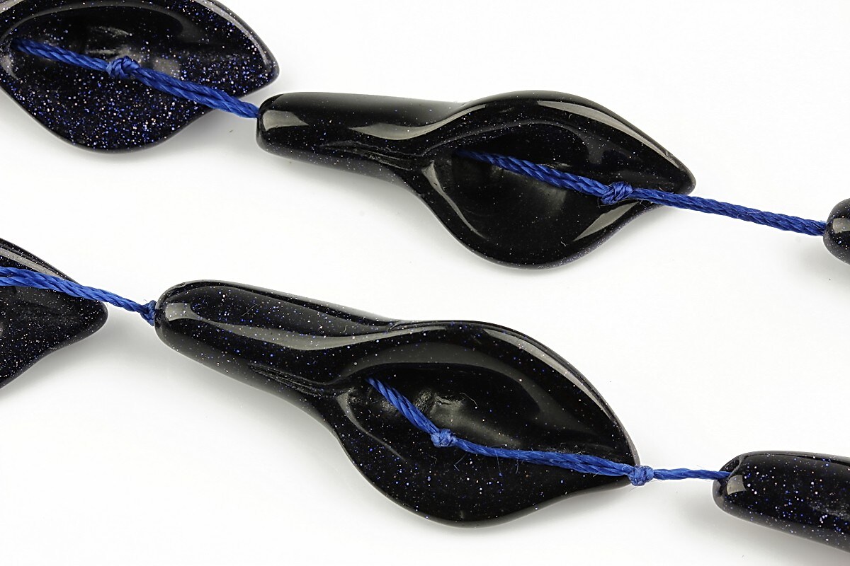 Blue goldstone cala 36x16mm