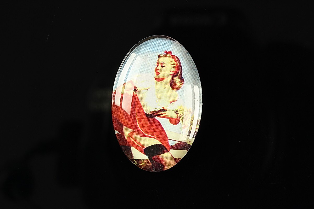 Cabochon sticla 30x20mm "Pin up girls" cod 279