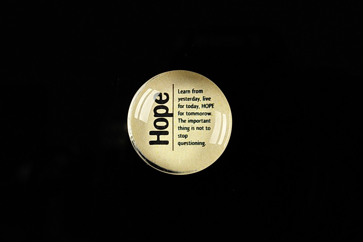 Cabochon sticla 20mm "Quotes about life - Hope" cod 370