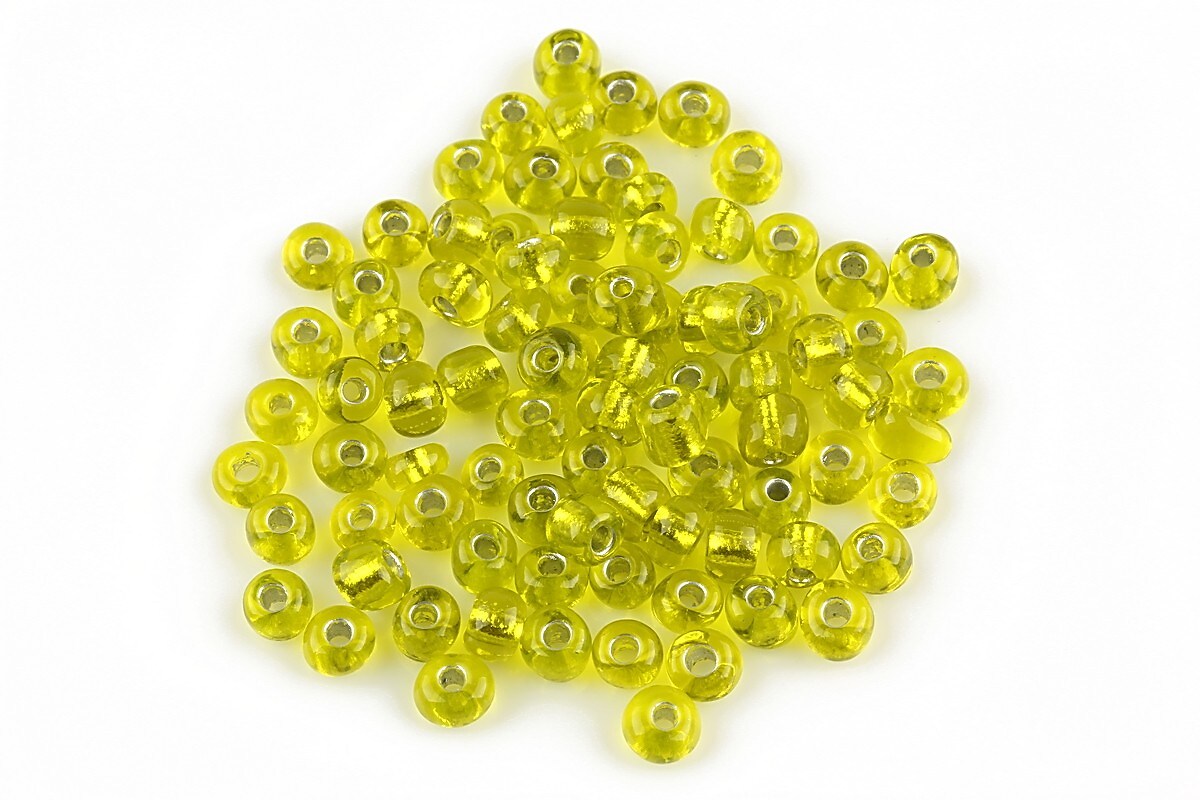 Margele de nisip 4mm cu foita argintie (50g) - cod 087 - verde crud