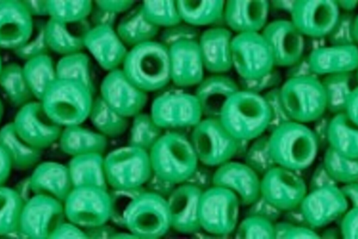 Margele Toho rotunde 8/0 - Opaque Shamrock