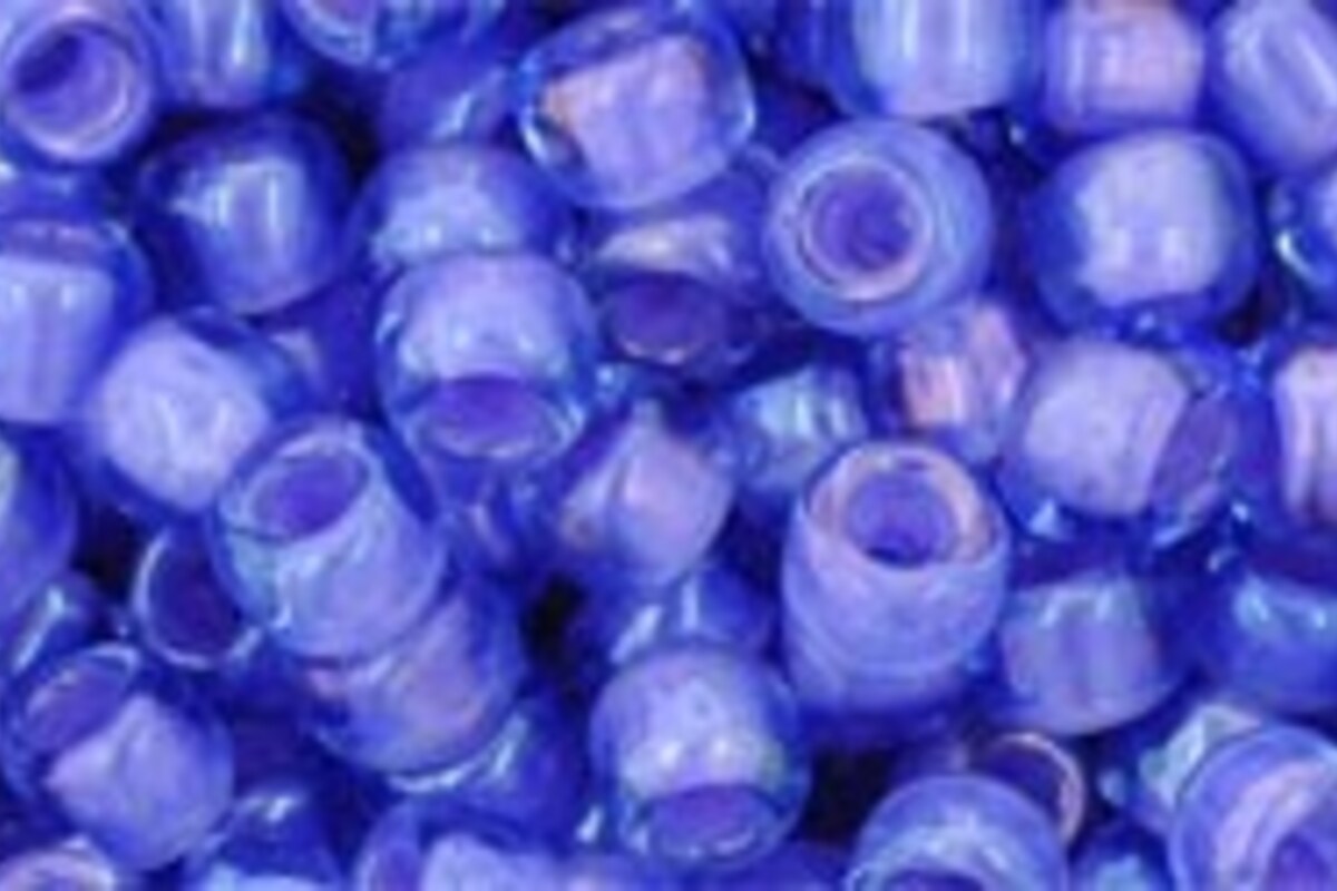 Margele Toho rotunde 6/0 - Inside-Color Lt Sapphire/Opaque Purple Lined