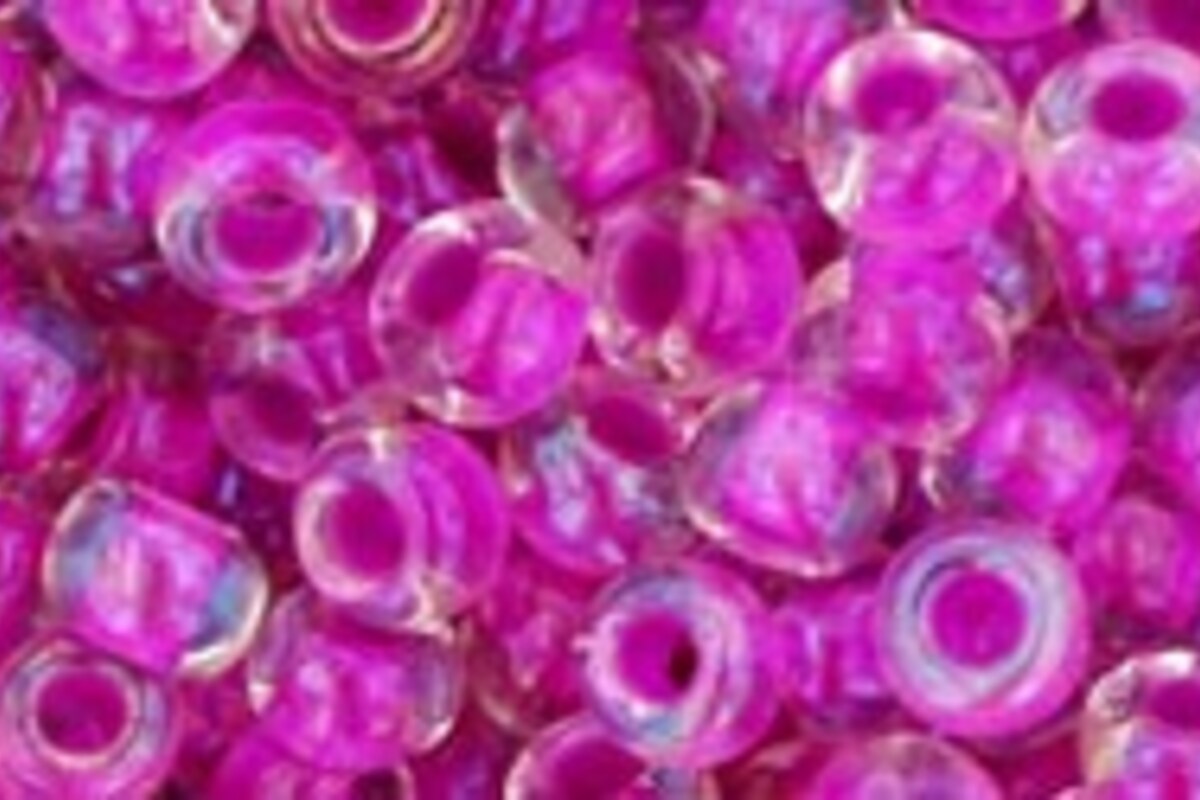 Margele Toho rotunde 6/0 - Inside-Color Crystal/Opaque Fuschia Lined