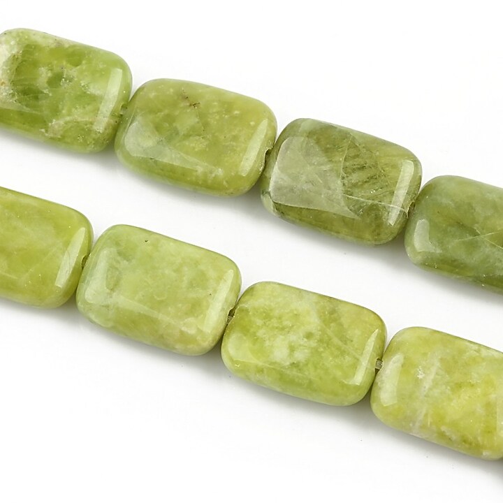 Peridot pernute 14x10mm