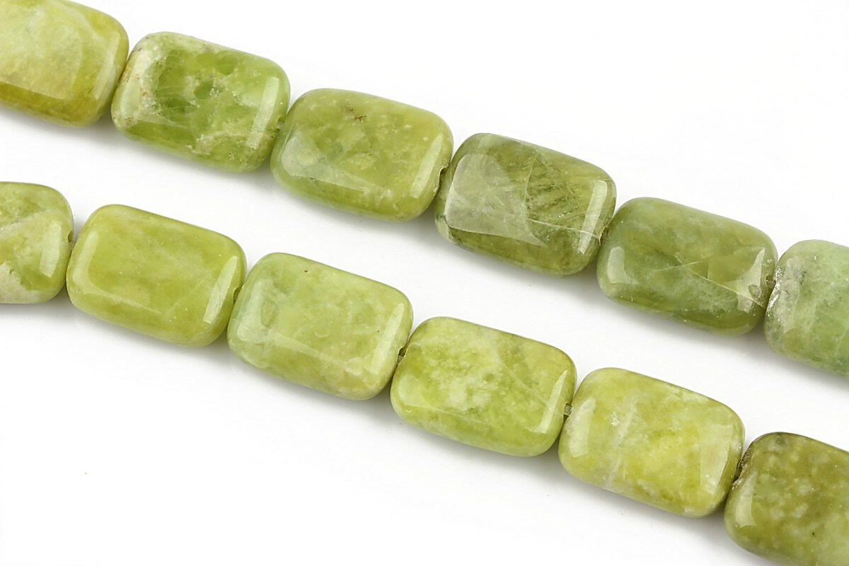 Peridot pernute 14x10mm