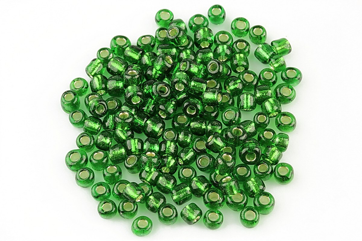 Margele de nisip 4mm cu foita argintie (50g) - cod 088 - verde