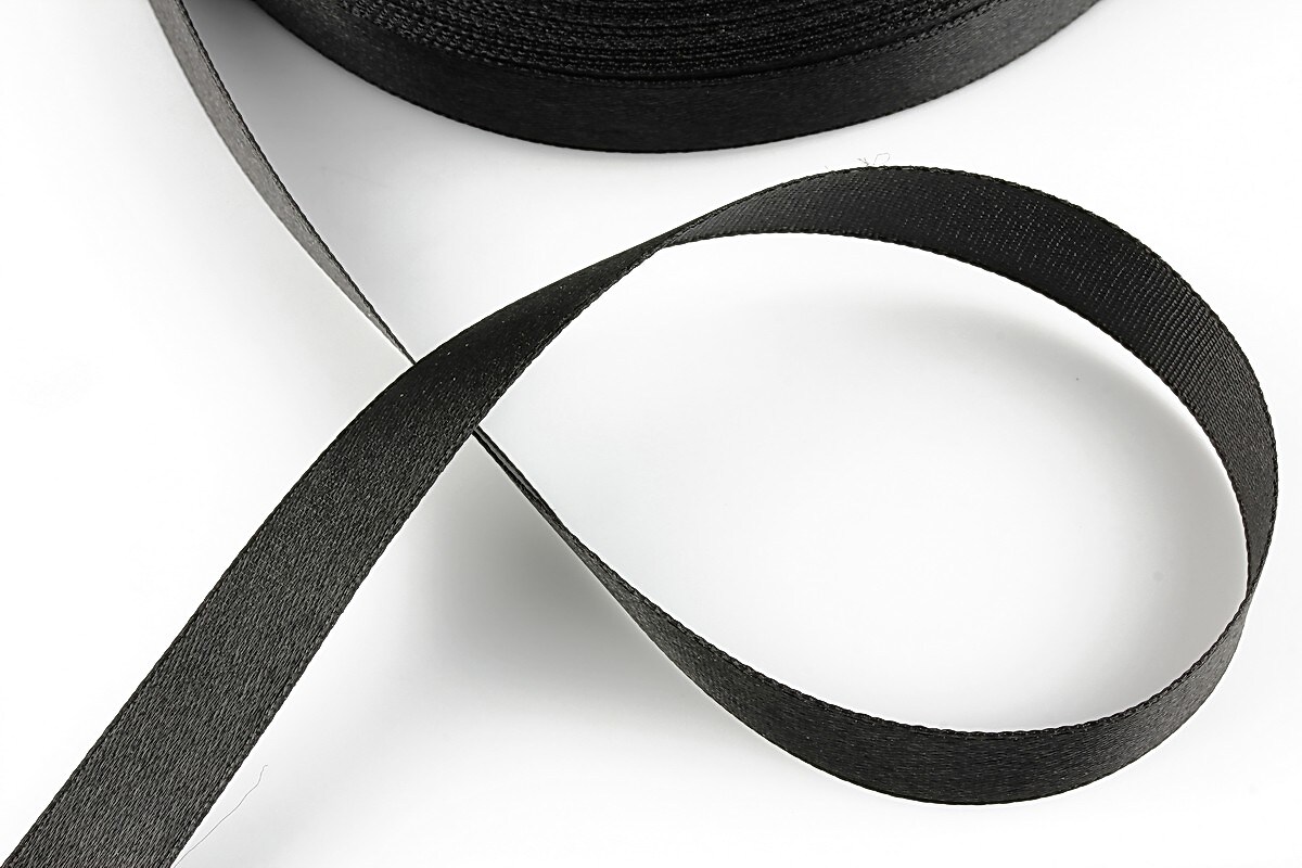 Panglica saten latime 1,4cm (1m) - negru