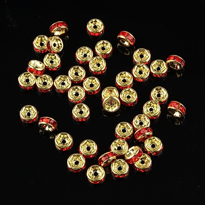 Distantiere aurii cu rhinestones rosii 4mm (rondele 2x4mm)