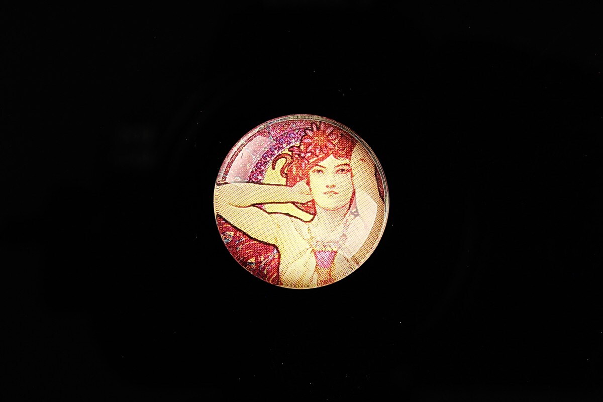 Cabochon sticla 20mm "Mucha" cod 741