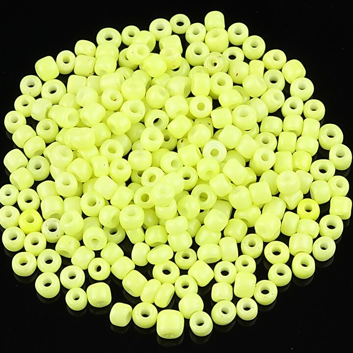Margele de nisip opace 3mm (50g) - cod 462 - verde lime