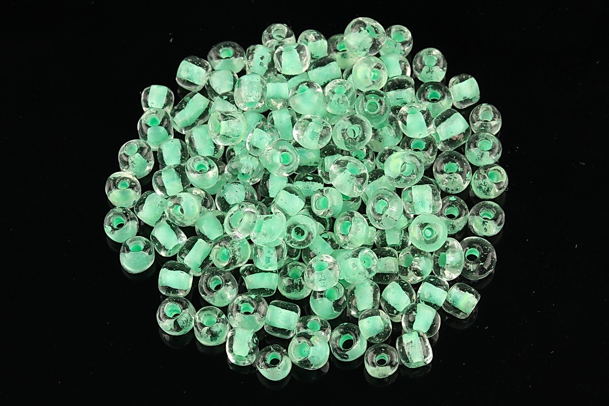 Margele de nisip 4mm (50g) - cod 242 - verde deschis