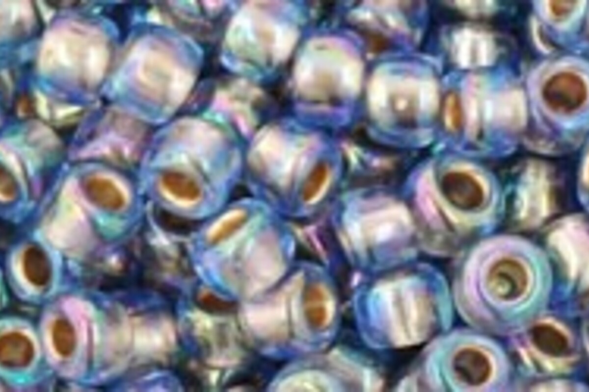 Margele Toho rotunde 6/0 - Gold-Lined Rainbow Lt Sapphire