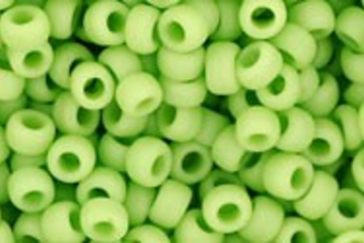 Margele Toho rotunde 8/0 - Opaque-Frosted Sour Apple