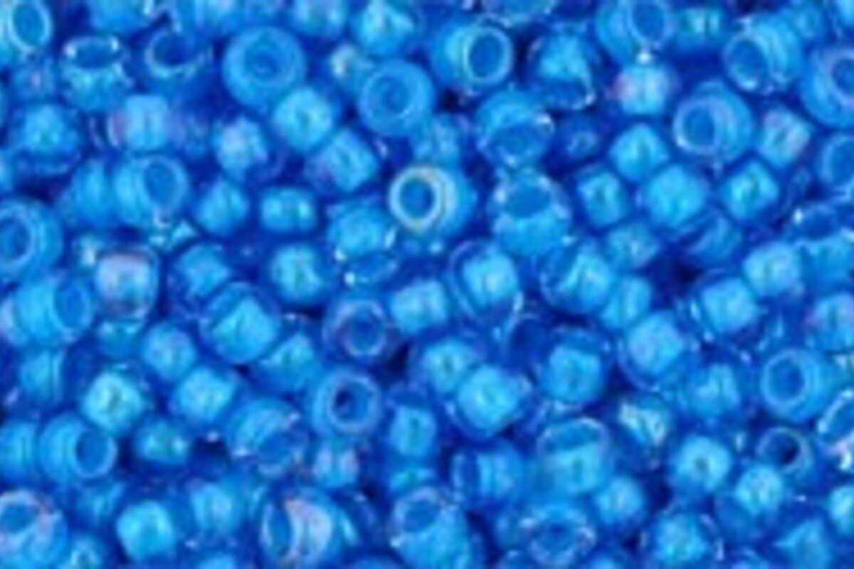 Margele Toho rotunde 11/0 - Inside-Color Lt Sapphire/Opaque Blue Lined