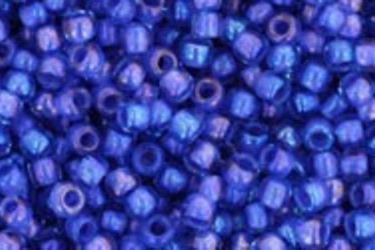 Margele Toho rotunde 11/0 - Inside-Color Lt Sapphire/Opaque Purple Lined