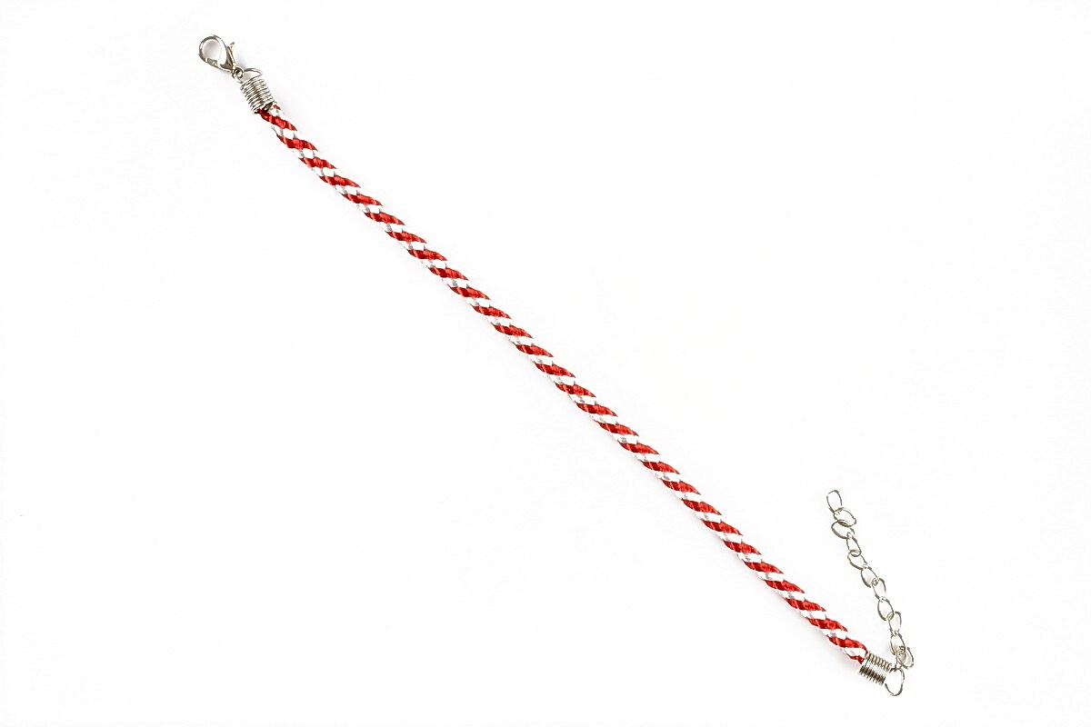 Bratara martisor impletita grosime 2mm, lungime 18cm