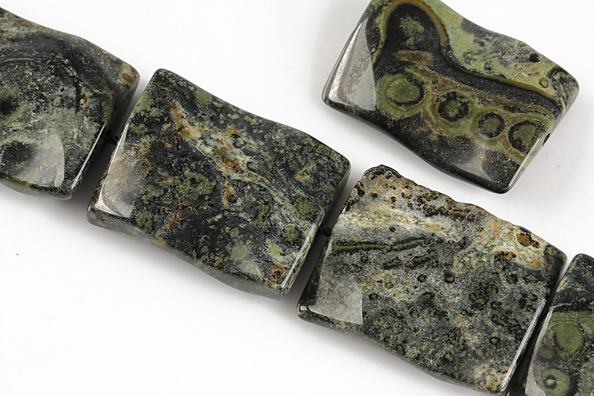 Rhyolite jasper dreptunghi valurit 25x19mm