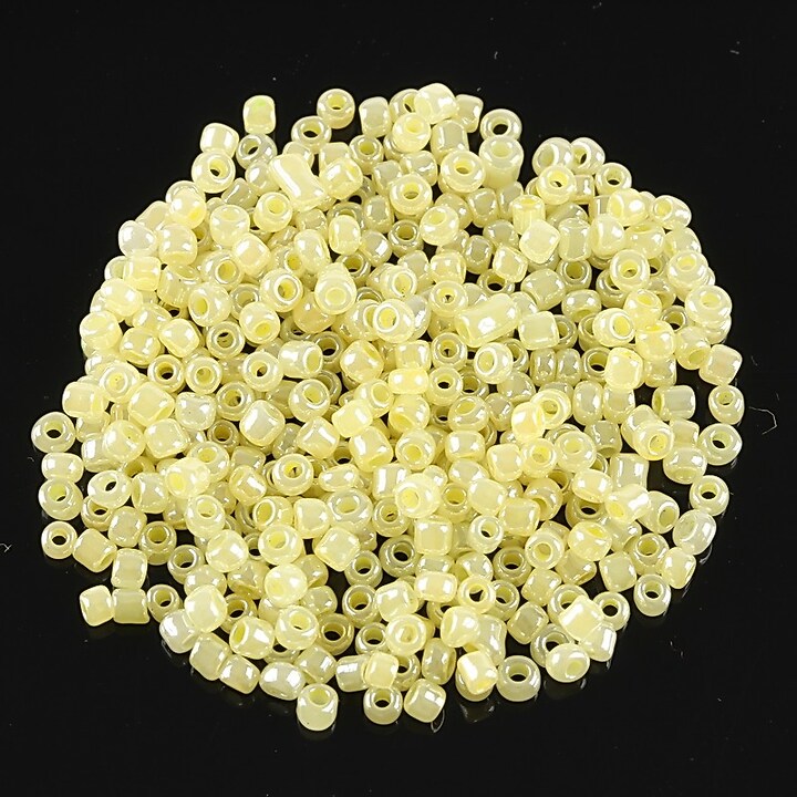 Margele de nisip 2mm luster (50g) - cod 530 - crem