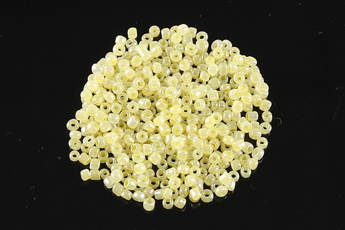 Margele de nisip 2mm luster (50g) - cod 530 - crem