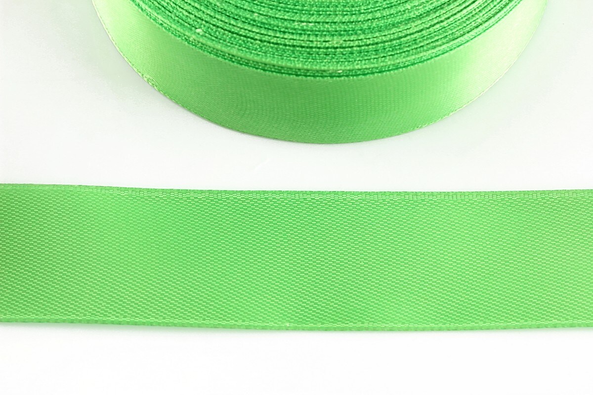 Panglica saten latime 2,5cm (1m) - verde deschis