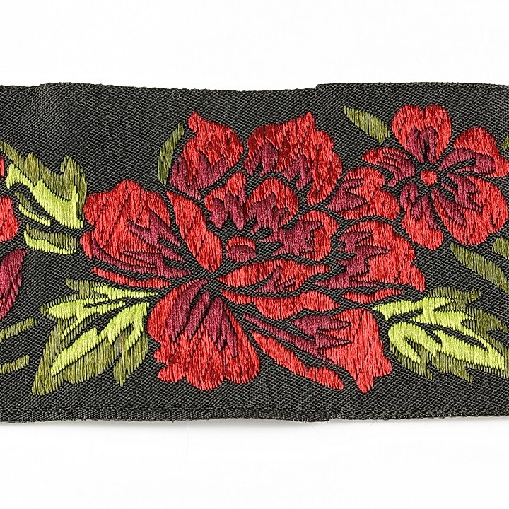 Panglica neagra brodata cu trandafiri, latime 5cm (1m) - verde si rosu