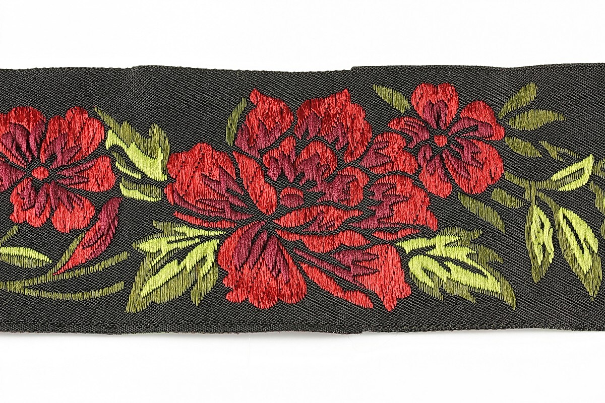 Panglica neagra brodata cu trandafiri, latime 5cm (1m) - verde si rosu