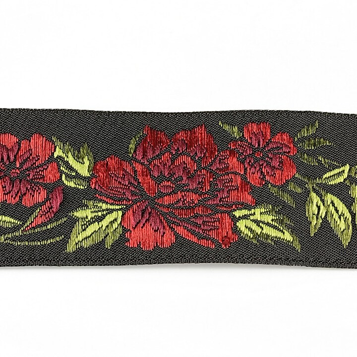 Panglica neagra brodata cu trandafiri, latime 3,2cm (1m) - verde si rosu