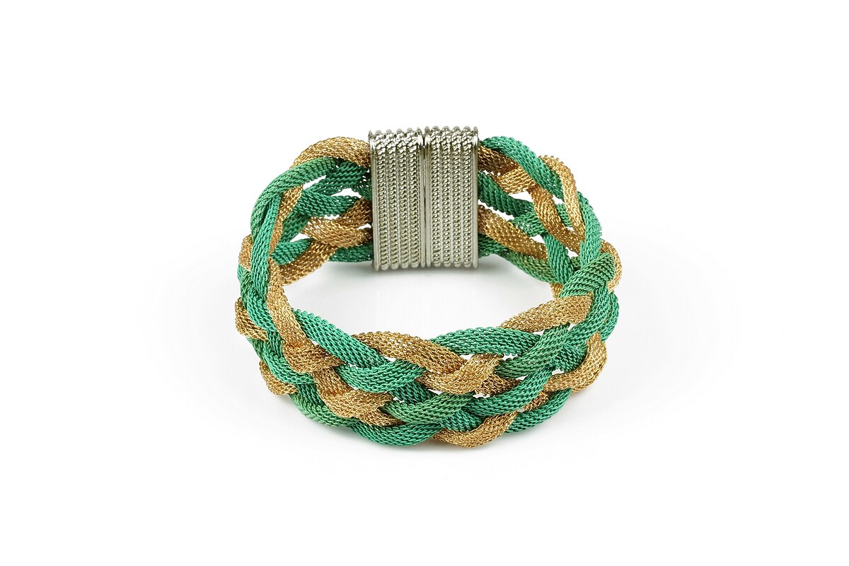 Bratara din lanturi impletite verzi si aurii cu inchizatoare cu magnet