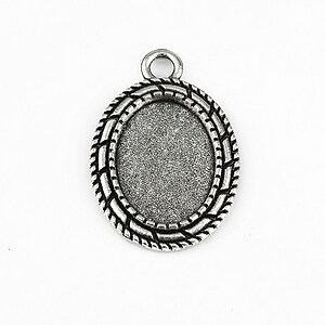 Baza cabochon argintiu antichizat 29x20mm, interior 18x13mm